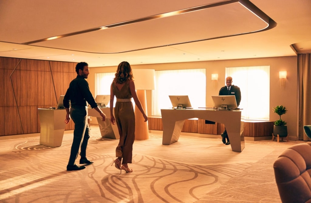 Disembarkation port - Guest Services